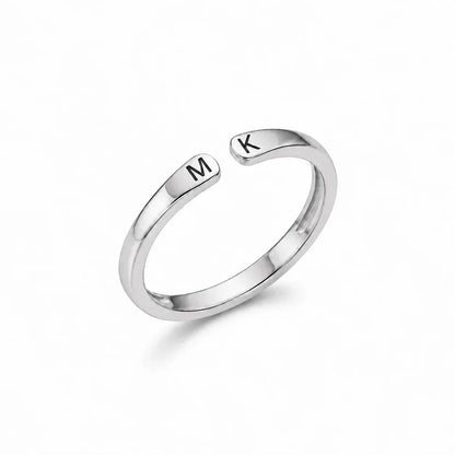 Anello con iniziali argentato